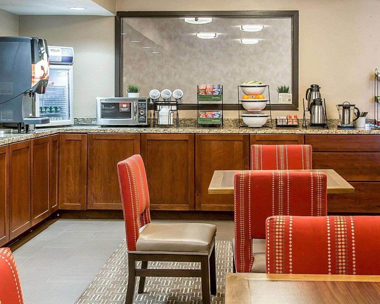 Bluffton Inn & Suites Exteriör bild
